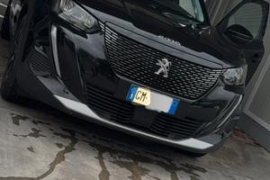 PEUGEOT 2008 PureTech 130 S&S Allure