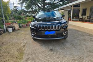 jeep cherokee overland (full optional)