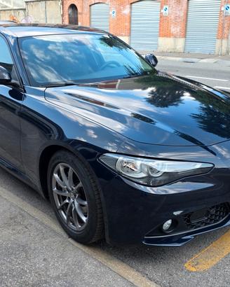 Alfa Romeo Giulia 2.2 Turbodiesel 180 CV Super