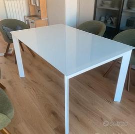 Tavolo in vetro 140 x 90