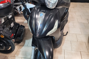 Piaggio beverly 300 police