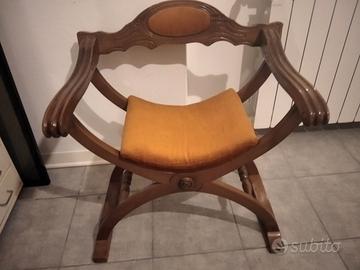 Sedia dantesca Savonarola usata