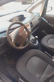 lancia musa 2008