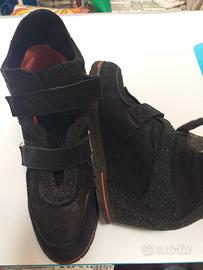 scarpe da donna  con strap 