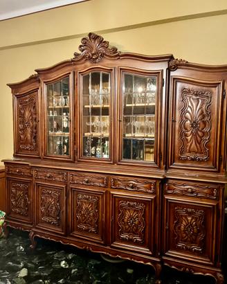 Vetrina/Credenza classica in legno