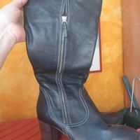 Stivale in pelle nero, nr  40 tacco 8 cm