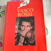 Vasco Rossi biografia testi interviste 