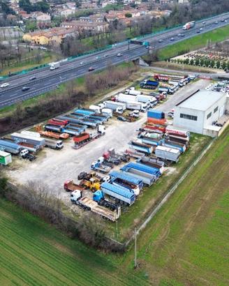 CAPANNONE A LONATO DEL GARDA