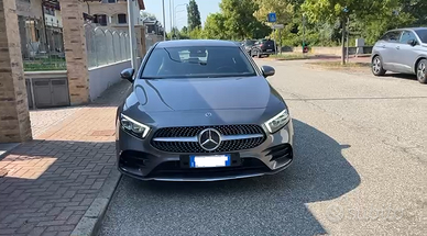 CLASSE A 180D PREMIUM AUT.