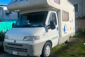 Camper mansardato Elnagh marlin 59