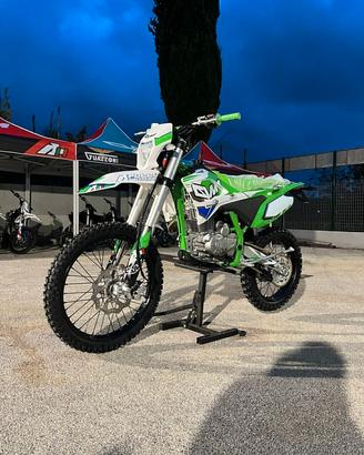 Motocross modello Thunder 300cc