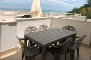 Grazioso trilocale sulla spiaggia