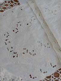 tris centrini a rinascimento 