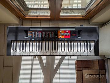 Tastiera Yamaha PSR-F51