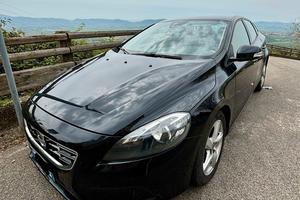 Volvo V40 1,6 Diesel - 2015