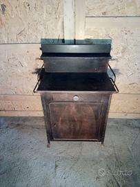 mobiletto con maniglie vintage