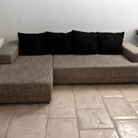 Divano con chaise longue