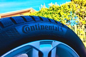 Gomme Continental 235/40 r18 + cerchi Volkswagen