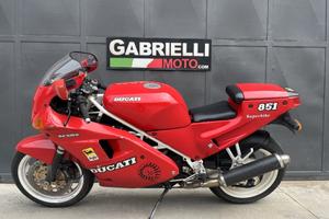Ducati 851 .