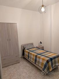 Camera per DONNA in appartamento condiviso