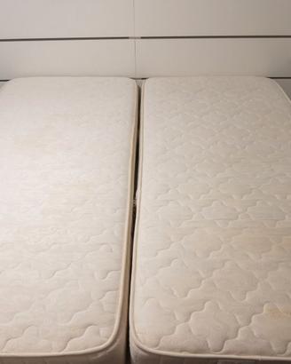 Materassi €50 ognuno 90 entrambi ritiro in loco