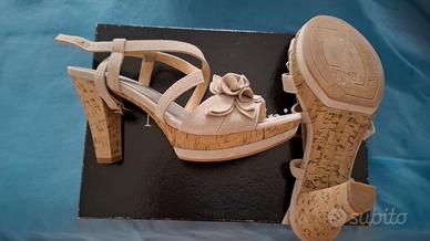 Sandali con tacco NeroGiardini