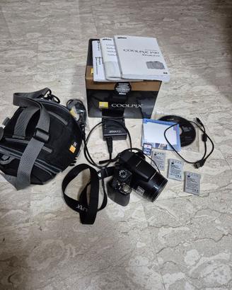 NIKON P90