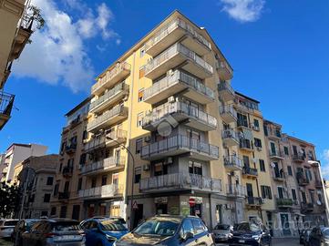 3 LOCALI A PALERMO