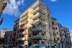 3 LOCALI A PALERMO