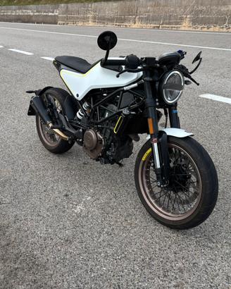 Husqvarna Vitpilen 401 ( VALUTO SCAMBI )