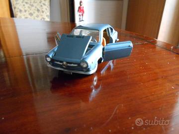 Politoys-M 517 Fiat 850 coupè