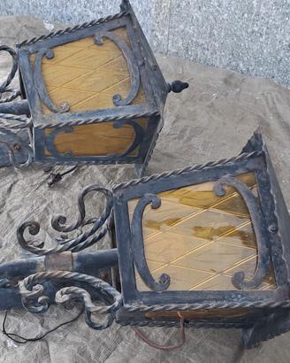 coppia di lanterne in ferro battuto 