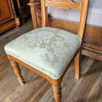 Coppia di sedie antiche