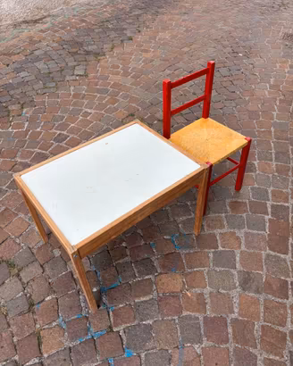 seggiolina e tavolino