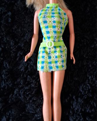 Barbie pretty in plaid 1998 completa