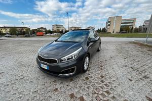 KIA CEED 2016 - GT LINE - FULL OPTIONAL 117000 KM