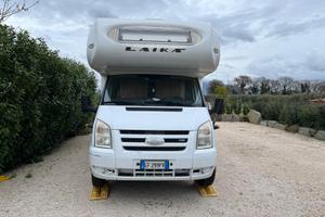 Camper Mansardato Laika X695