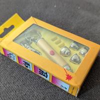 Laser Portachiavi con accessori e confezione