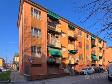 3 LOCALI A MOLINELLA