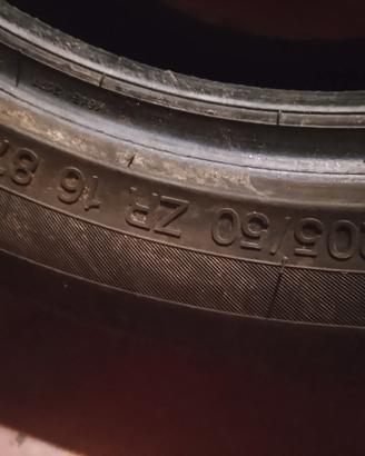 gomme R16