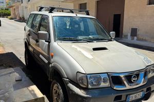 nissan terrano r20