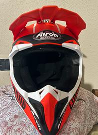 Casco da Motocross Airoh