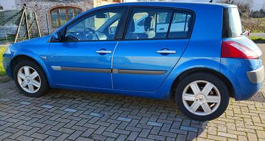 RENAULT MEGANE 1.9 DCI Confort Dynamic