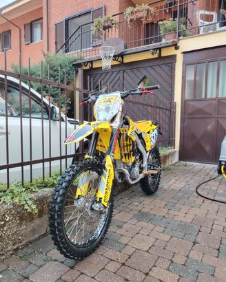 Suzuki RMZ 250