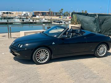 Alfa Romeo spider 916