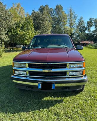 Chevrolet Tahoe 5700 V8 4x4