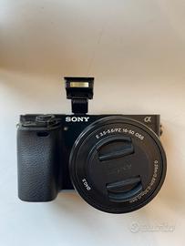 sony alpha 6000 + microfono sony ecm-w1m