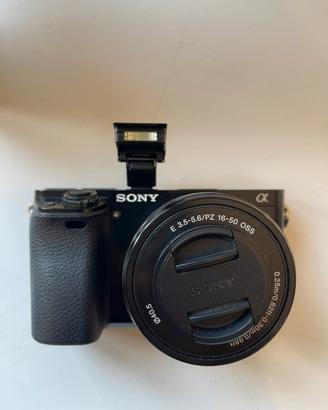 sony alpha 6000 + microfono sony ecm-w1m