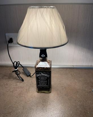 Bottiglia lampada Jack Daniel’s con chicchi caffè