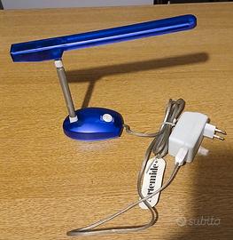 Lampada da tavolo Microlight Artemide